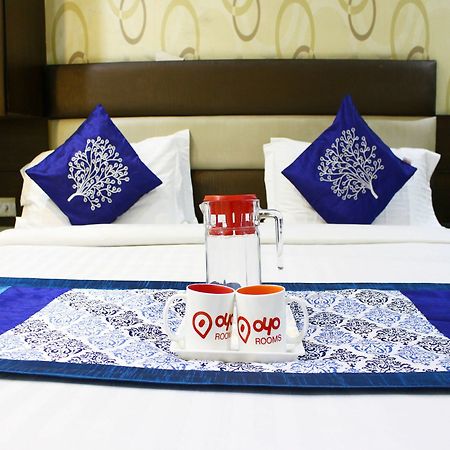 Crown Royale Hotel Dehradun Luaran gambar