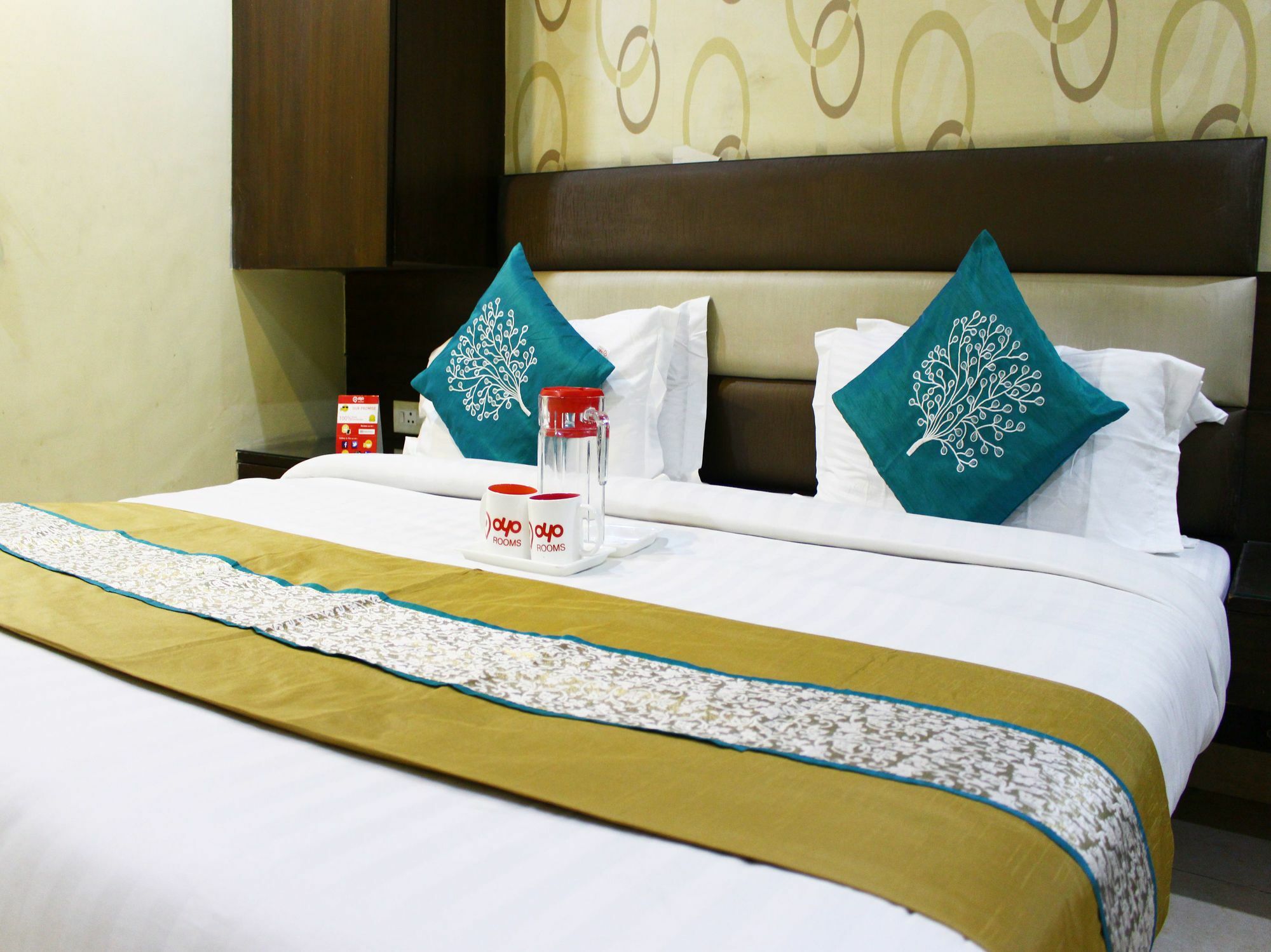 Crown Royale Hotel Dehradun Luaran gambar